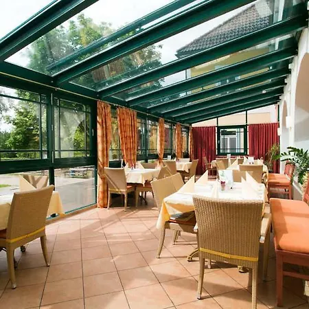 Hotel Optimamed Gesundheitsresort Bad Wimsbach-Neydharting