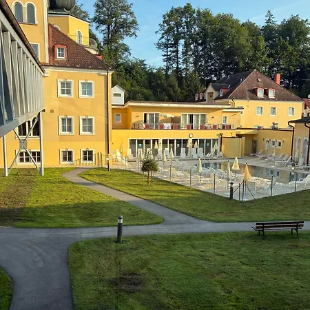 Optimamed Gesundheitsresort *